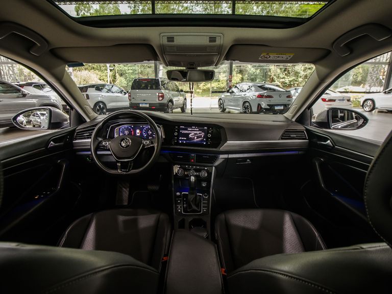 VolksWagen JETTA Comfort. 250 TSI 1.4 Flex 16v Aut.