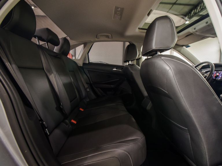 VolksWagen JETTA Comfort. 250 TSI 1.4 Flex 16v Aut.