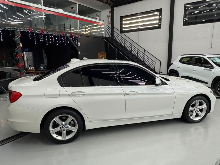 BMW 328iA Sport 2.0 16V/2.0 16V Flex 4p