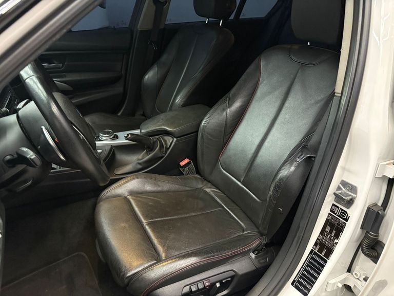 BMW 328iA Sport 2.0 16V/2.0 16V Flex 4p