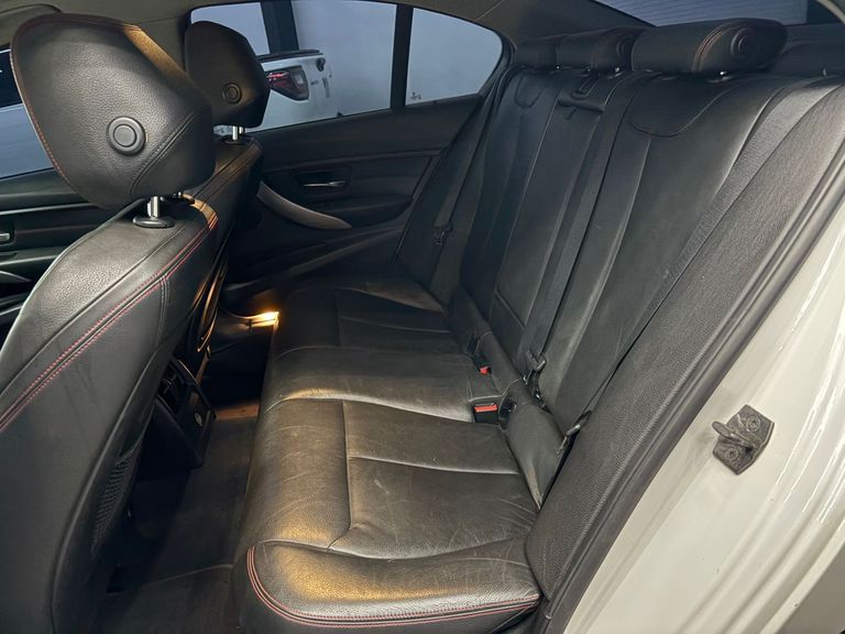 BMW 328iA Sport 2.0 16V/2.0 16V Flex 4p