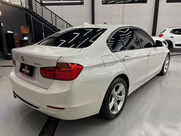 BMW 328iA Sport 2.0 16V/2.0 16V Flex 4p