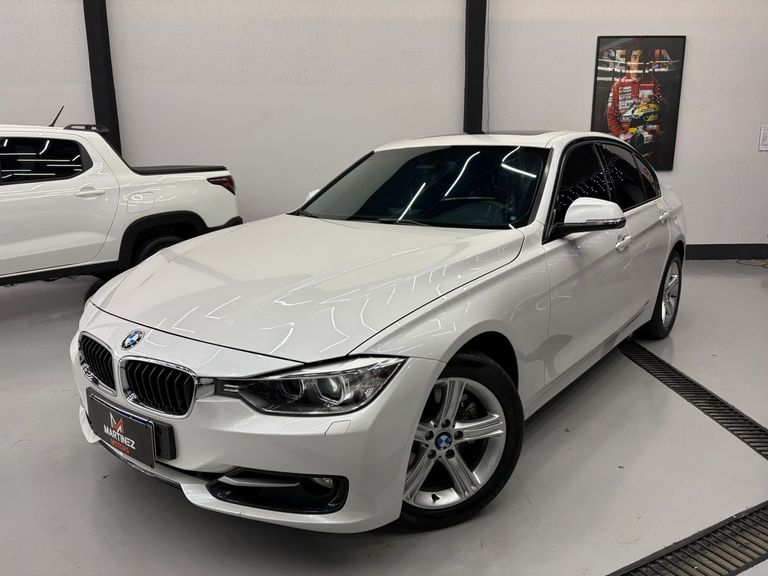 BMW 328iA Sport 2.0 16V/2.0 16V Flex 4p
