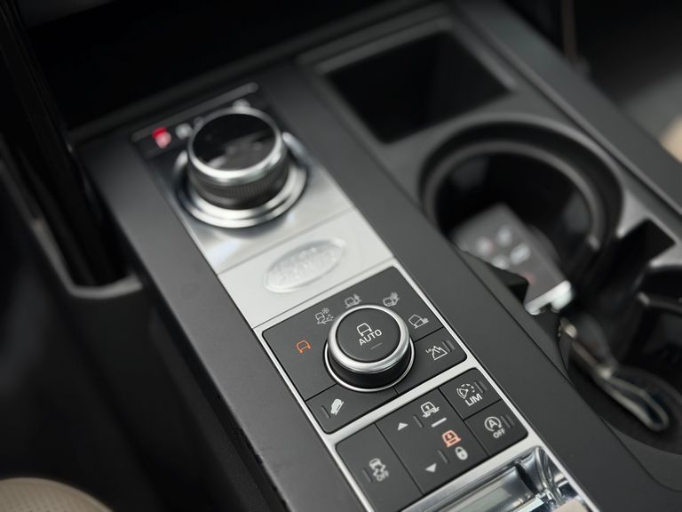 Land Rover Discovery SE 3.0 V6 4x4 TD6  Diesel Aut.