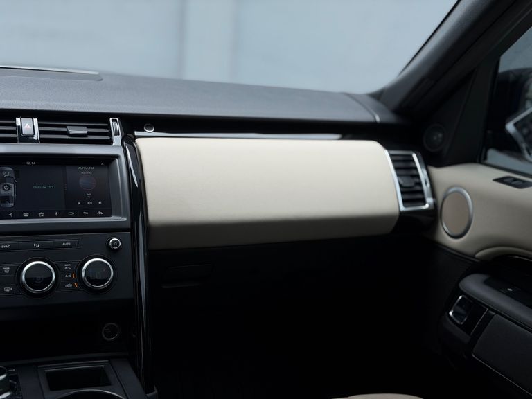 Land Rover Discovery SE 3.0 V6 4x4 TD6  Diesel Aut.