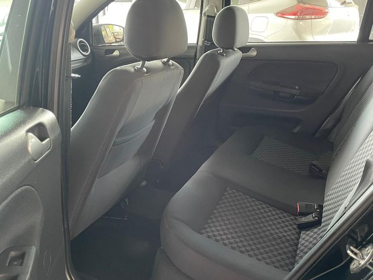 VolksWagen VOYAGE Comfortline  1.0 T.Flex 8V 4p