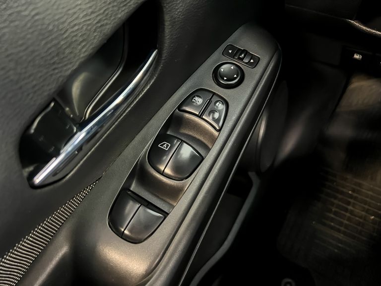 Nissan KICKS S Direct 1.6 16V Flex 5p Aut.