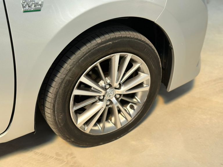 Toyota Corolla XEi 2.0 Flex 16V Aut.