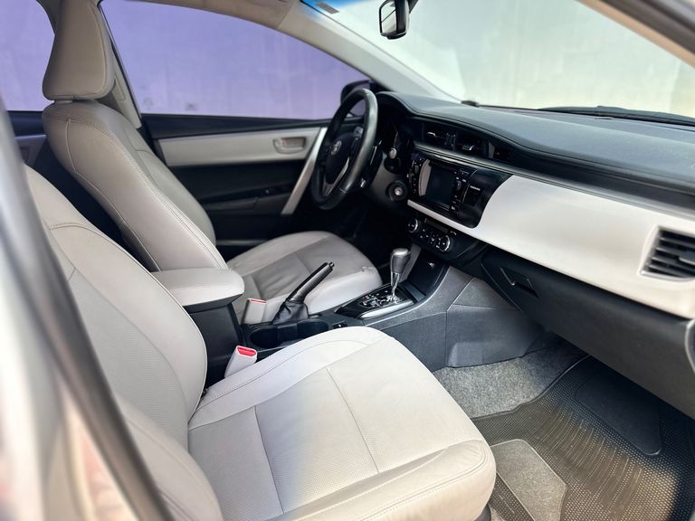 Toyota Corolla XEi 2.0 Flex 16V Aut.