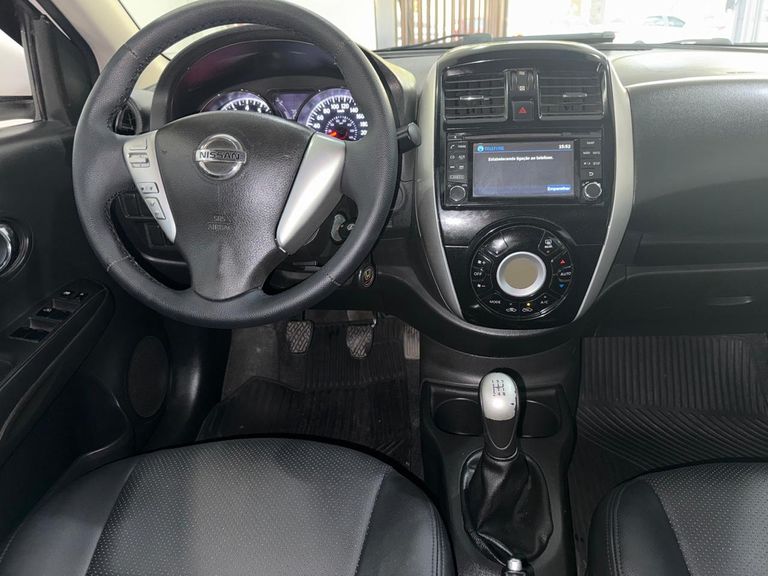 Nissan VERSA UNIQUE 1.6 16V Flex 4p Mec.