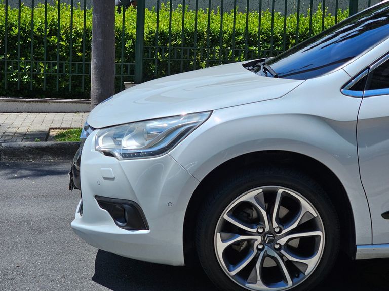 Citroën DS4 1.6 Turbo 16V 5p Aut.