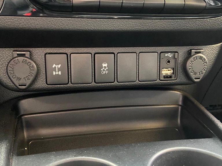 Toyota Hilux CD SRV 4x4 2.8 TDI Diesel Aut.