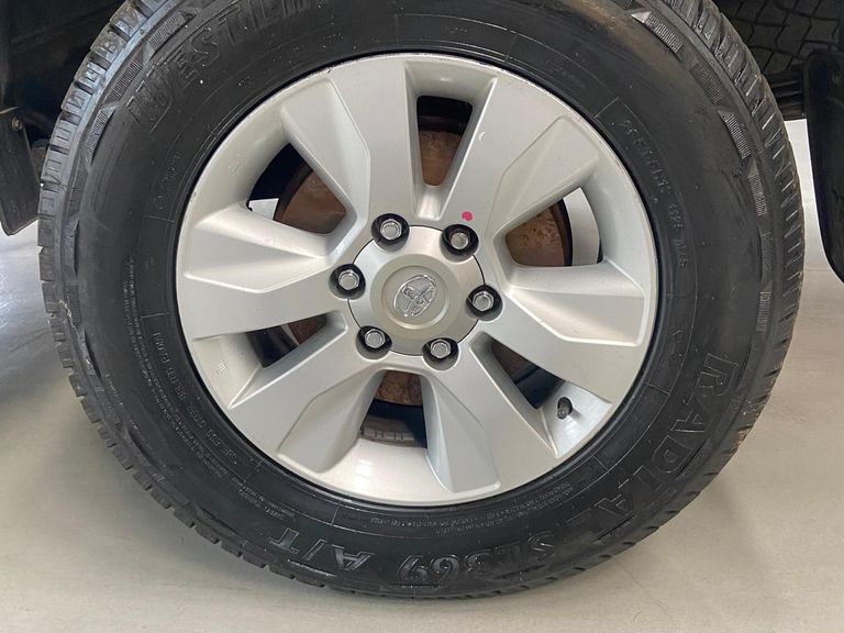 Toyota Hilux CD SRV 4x4 2.8 TDI Diesel Aut.