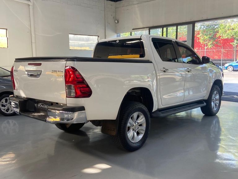 Toyota Hilux CD SRV 4x4 2.8 TDI Diesel Aut.
