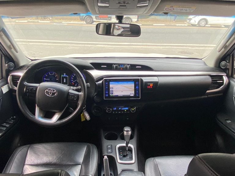 Toyota Hilux CD SRV 4x4 2.8 TDI Diesel Aut.