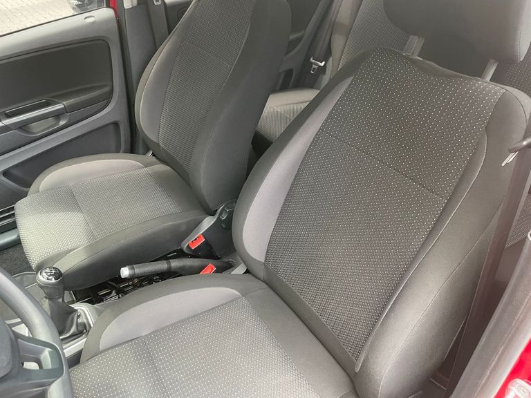 VolksWagen Fox Connect 1.6 Flex 8V 5p