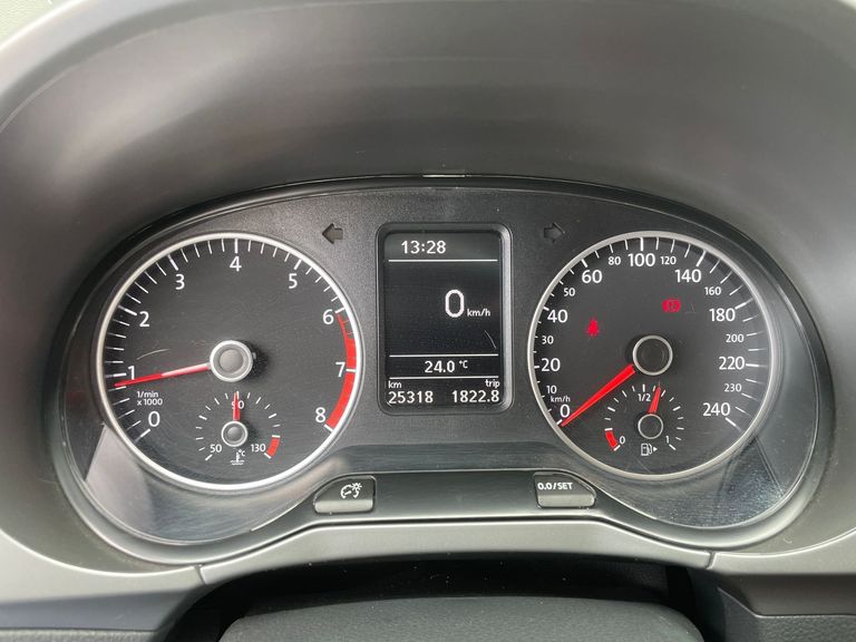 VolksWagen Fox Connect 1.6 Flex 8V 5p