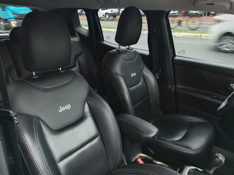 Jeep Renegade 1.8 4x2 Flex 16V Aut.