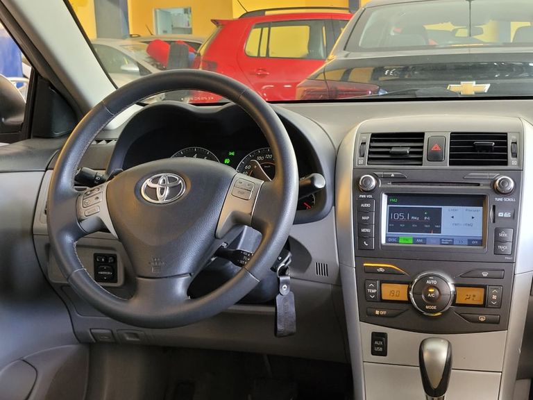 Toyota Corolla XEi 2.0 Flex 16V Aut.