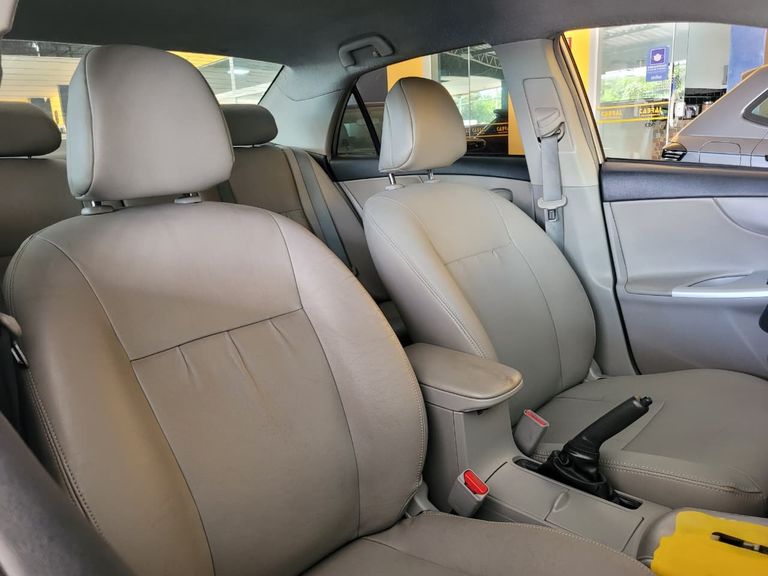 Toyota Corolla XEi 2.0 Flex 16V Aut.