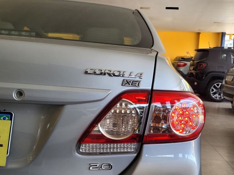Toyota Corolla XEi 2.0 Flex 16V Aut.