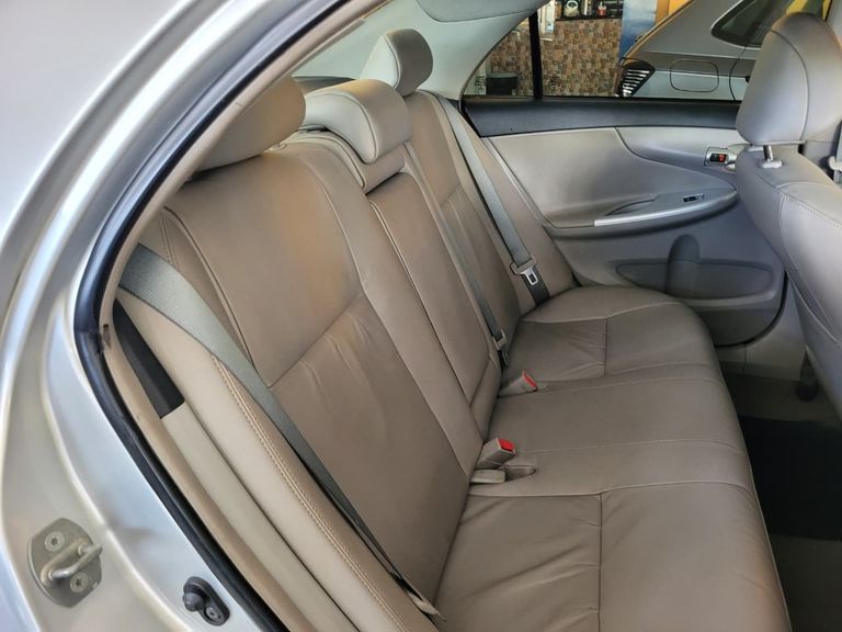 Toyota Corolla XEi 2.0 Flex 16V Aut.