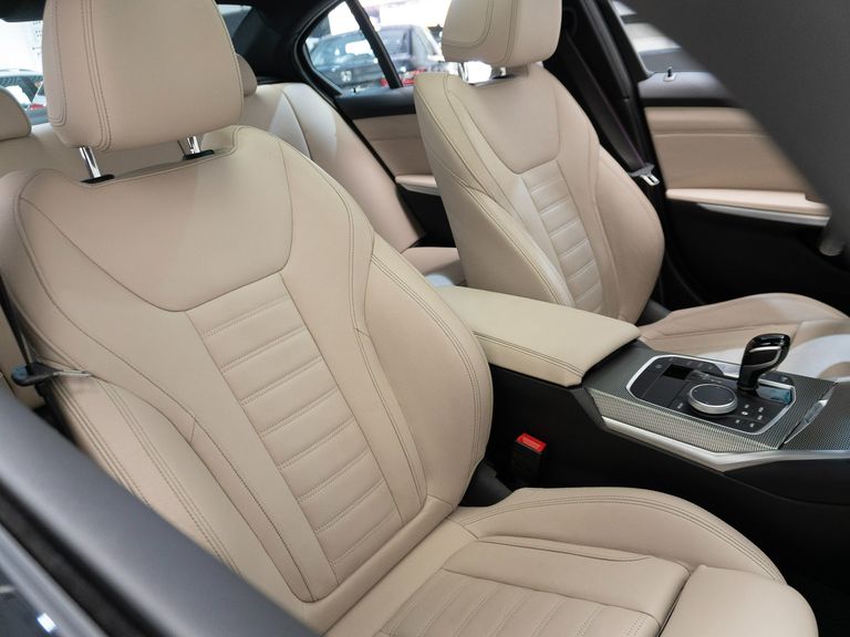 BMW 320iA 2.0 TB M Sport A.Flex/M.Sport 4p