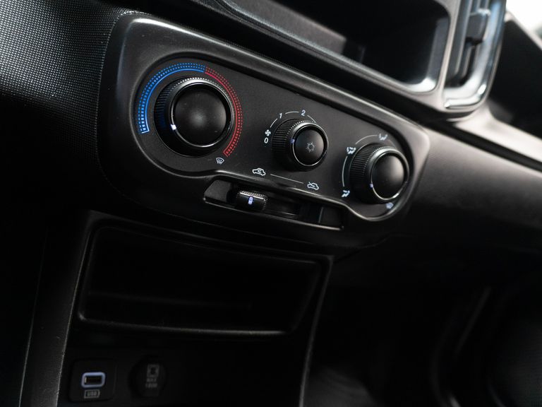 Fiat Strada Freedom 1.3 Flex 8V CD