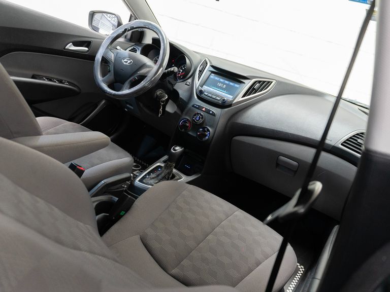 Hyundai HB20S C.Style/C.Plus1.6 Flex 16V Aut. 4p