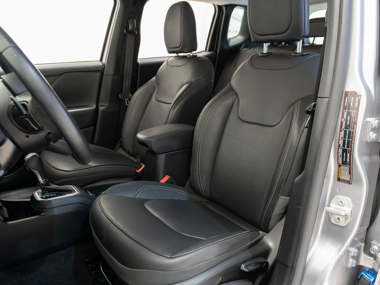 Jeep Renegade Longitude 1.8 4x2 Flex 16V Aut.