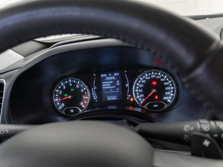 Jeep Renegade Longitude 1.8 4x2 Flex 16V Aut.