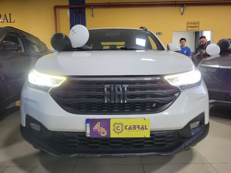 Fiat Strada Volcano 1.3 Flex 8V CD