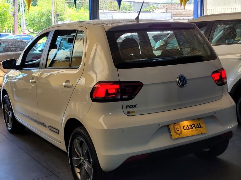 VolksWagen Fox Connect 1.6 Flex 8V 5p
