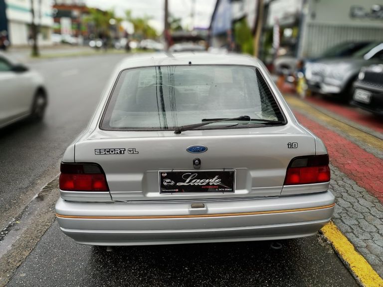Ford Escort GL 1.8i / 1.8