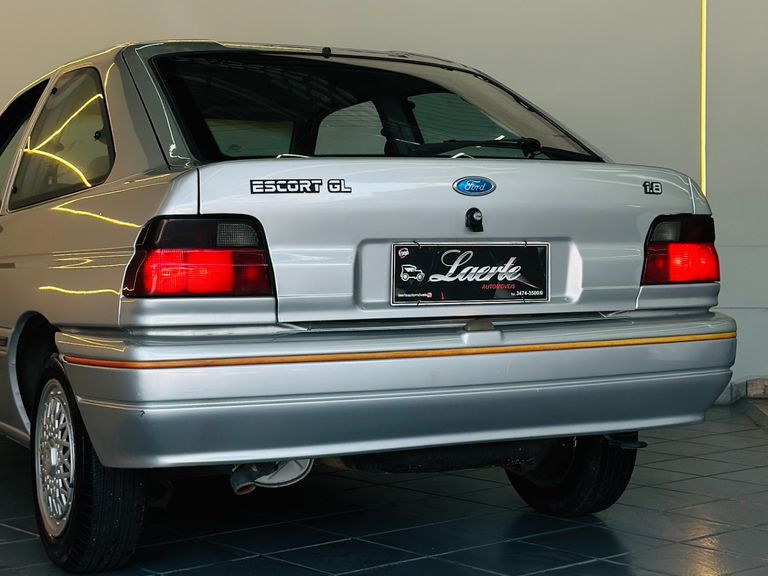 Ford Escort GL 1.8i / 1.8