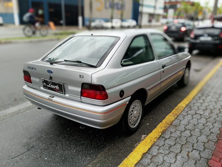 Ford Escort GL 1.8i / 1.8