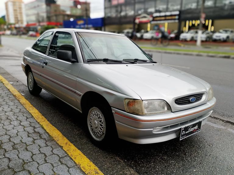Ford Escort GL 1.8i / 1.8