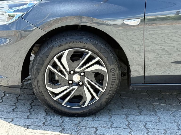 Chevrolet ONIX SEDAN Plus LT 1.0 12V TB Flex Mec.