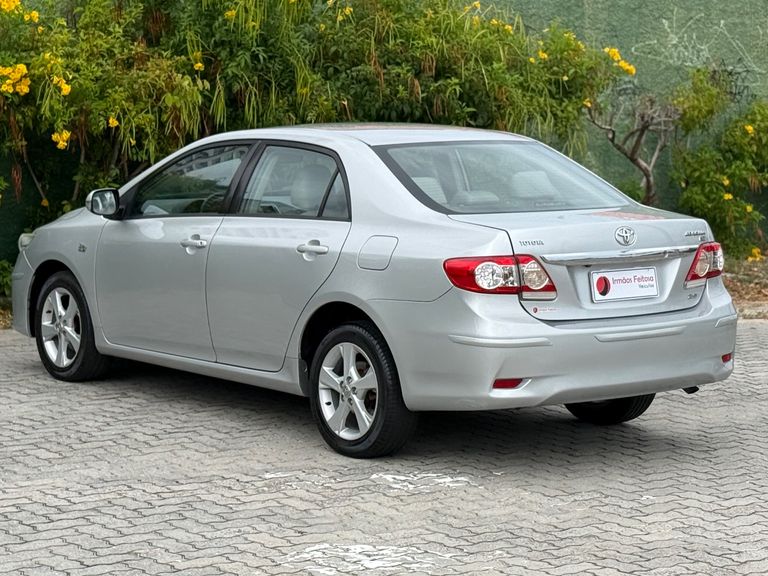 Toyota Corolla XEi 2.0 Flex 16V Aut.