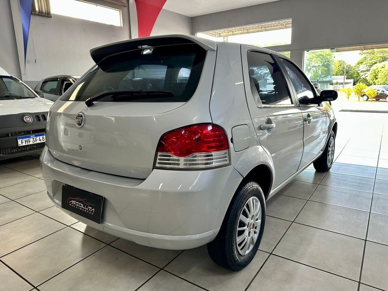 Fiat Palio ELX 1.4 Fire/30 Anos F. Flex 8V 4p