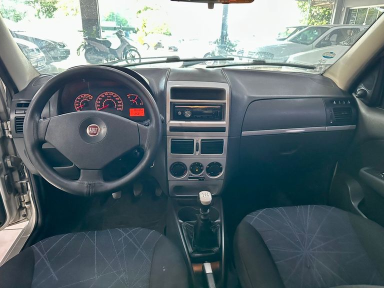 Fiat Palio ELX 1.4 Fire/30 Anos F. Flex 8V 4p