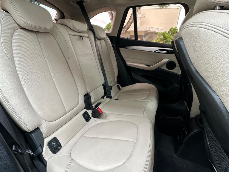 BMW X1 XDRIVE 25i Sport 2.0/2.0 Flex Aut.