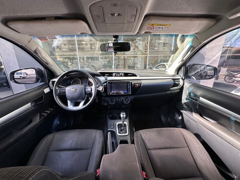 Toyota Hilux CD SR 4x4 2.8 TDI Diesel Aut.