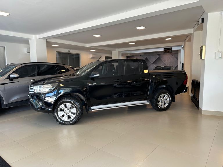 Toyota Hilux CD SR 4x4 2.8 TDI Diesel Aut.