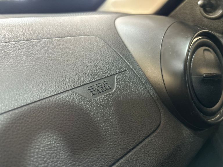 Renault KWID Zen 1.0 Flex 12V 5p Mec.