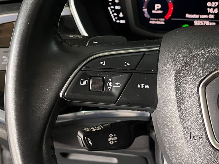 Audi Q3 Prest. 1.4 TFSI Flex/Prest. S-tronic