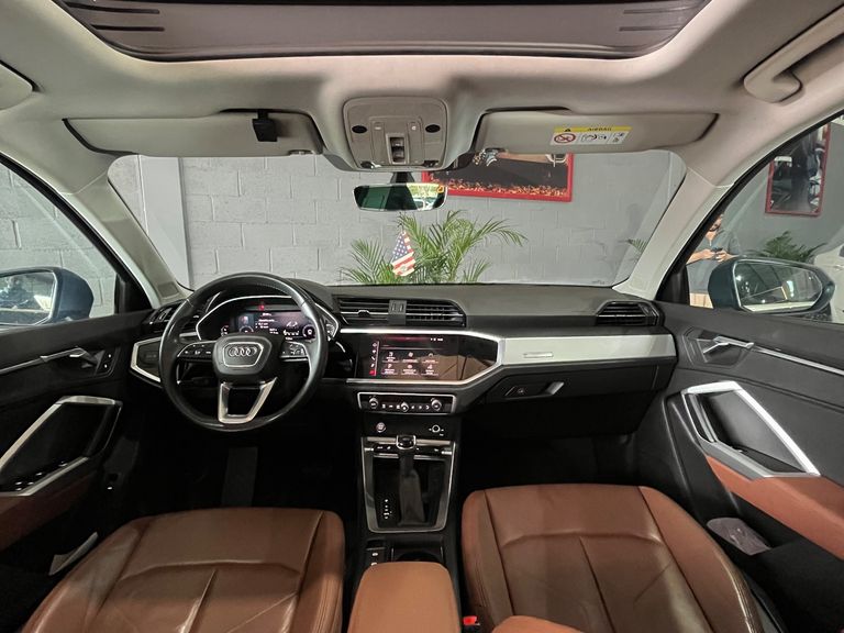 Audi Q3 Prest. 1.4 TFSI Flex/Prest. S-tronic