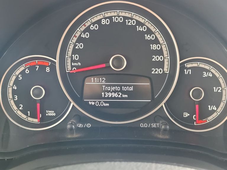 VolksWagen up! Connect 1.0 TSI Total Flex 12V 5p