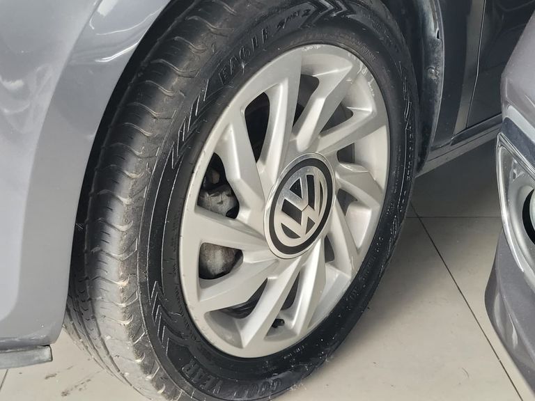 VolksWagen up! Connect 1.0 TSI Total Flex 12V 5p