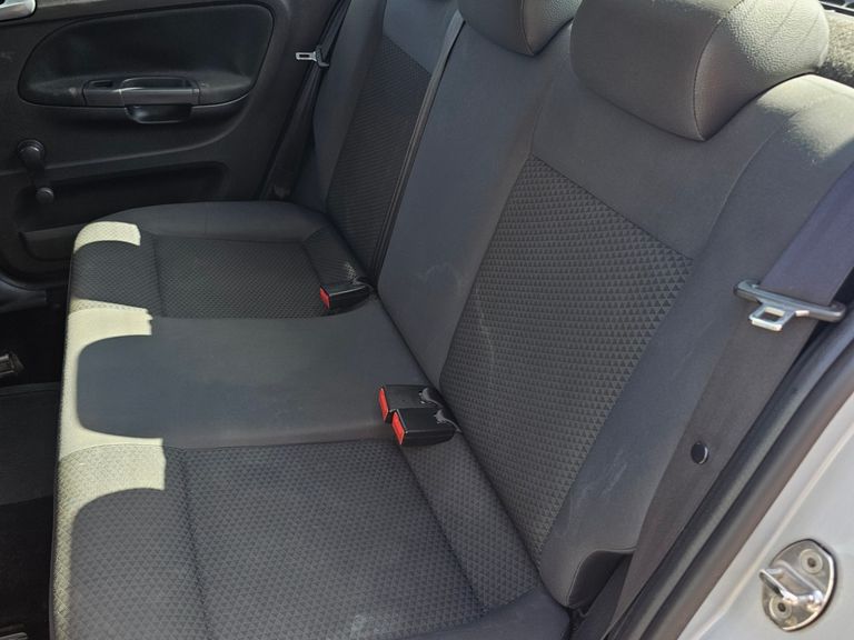 VolksWagen VOYAGE 1.6 MSI Flex 8V 4p